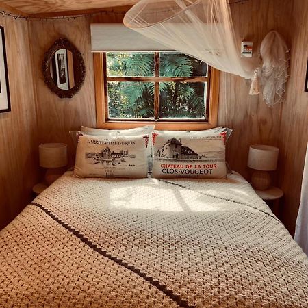 Piccola Casa Fiorita Hotel Mount Maunganui Bagian luar foto