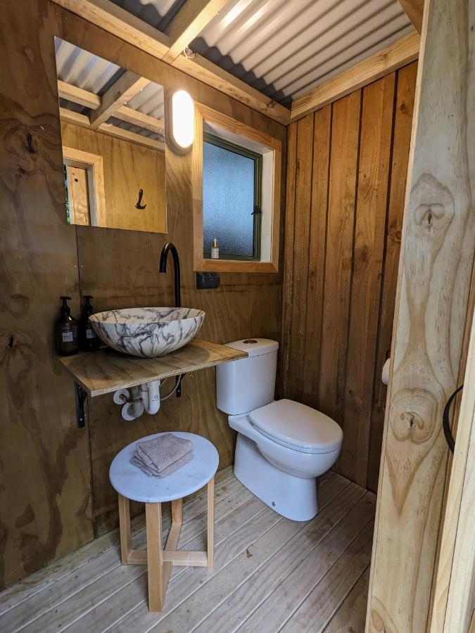 Piccola Casa Fiorita Hotel Mount Maunganui Bagian luar foto